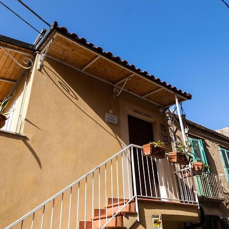 Brezza Marina Bed & Breakfast Тропеа Екстериор снимка