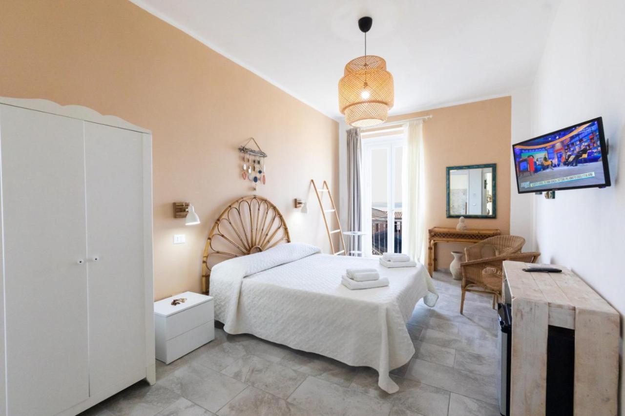 Brezza Marina Bed & Breakfast Тропеа Екстериор снимка