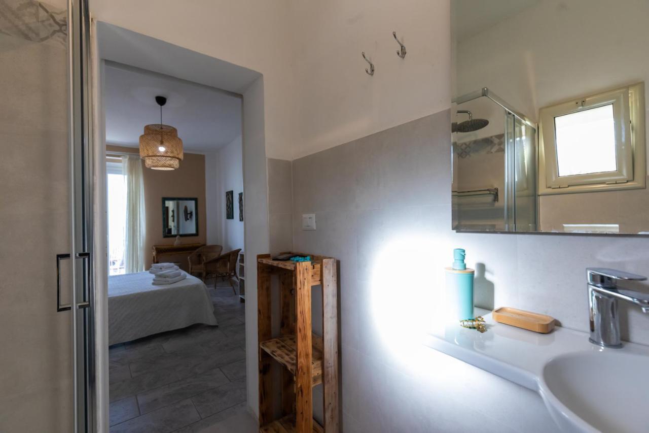 Brezza Marina Bed & Breakfast Тропеа Екстериор снимка