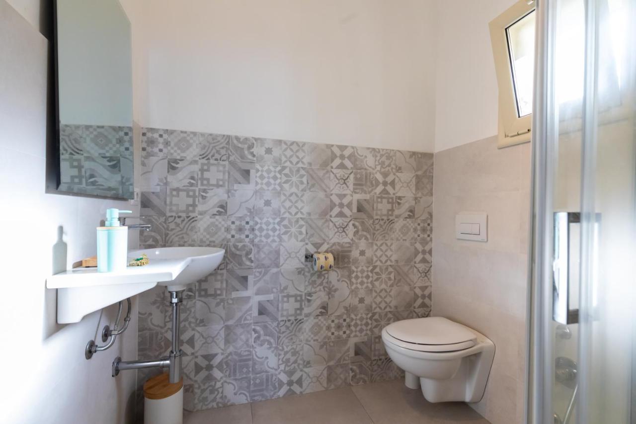 Brezza Marina Bed & Breakfast Тропеа Екстериор снимка