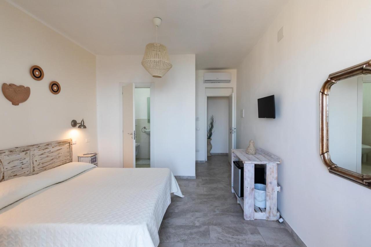 Brezza Marina Bed & Breakfast Тропеа Екстериор снимка